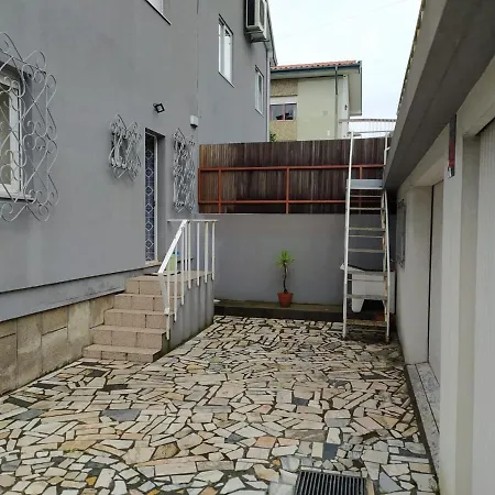 Hostel C&n In Braga