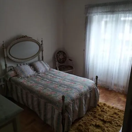 Hostel C&n In Braga